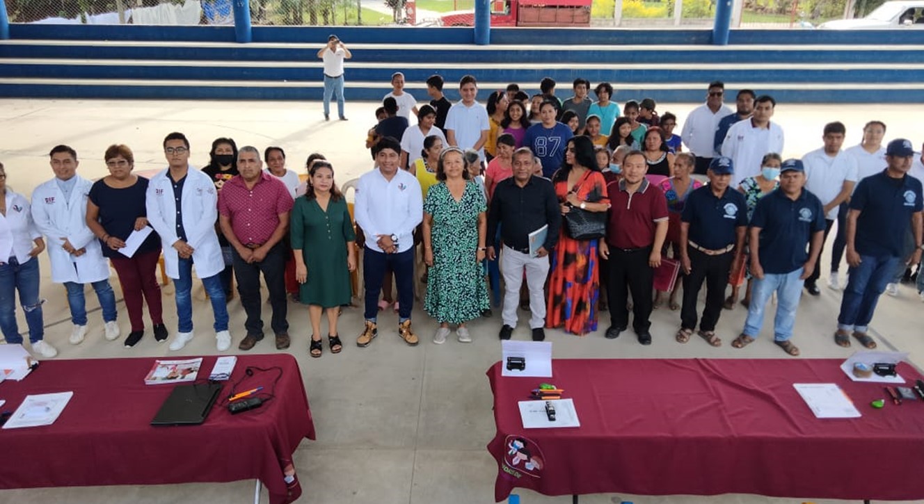 Brinda Caravana de Unidades de Cuidados DIF cerca de 8 mil atenciones de salud y servicios en la Costa