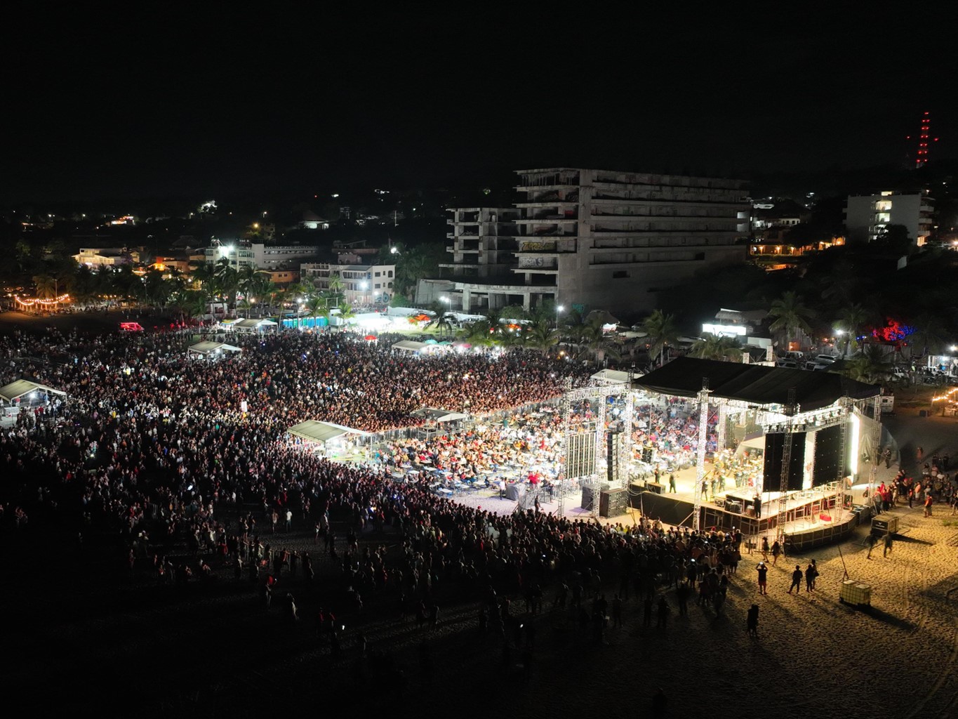 Fiestas de Noviembre de Puerto Escondido 2023 dejan más de 190 mdp en derrama económica