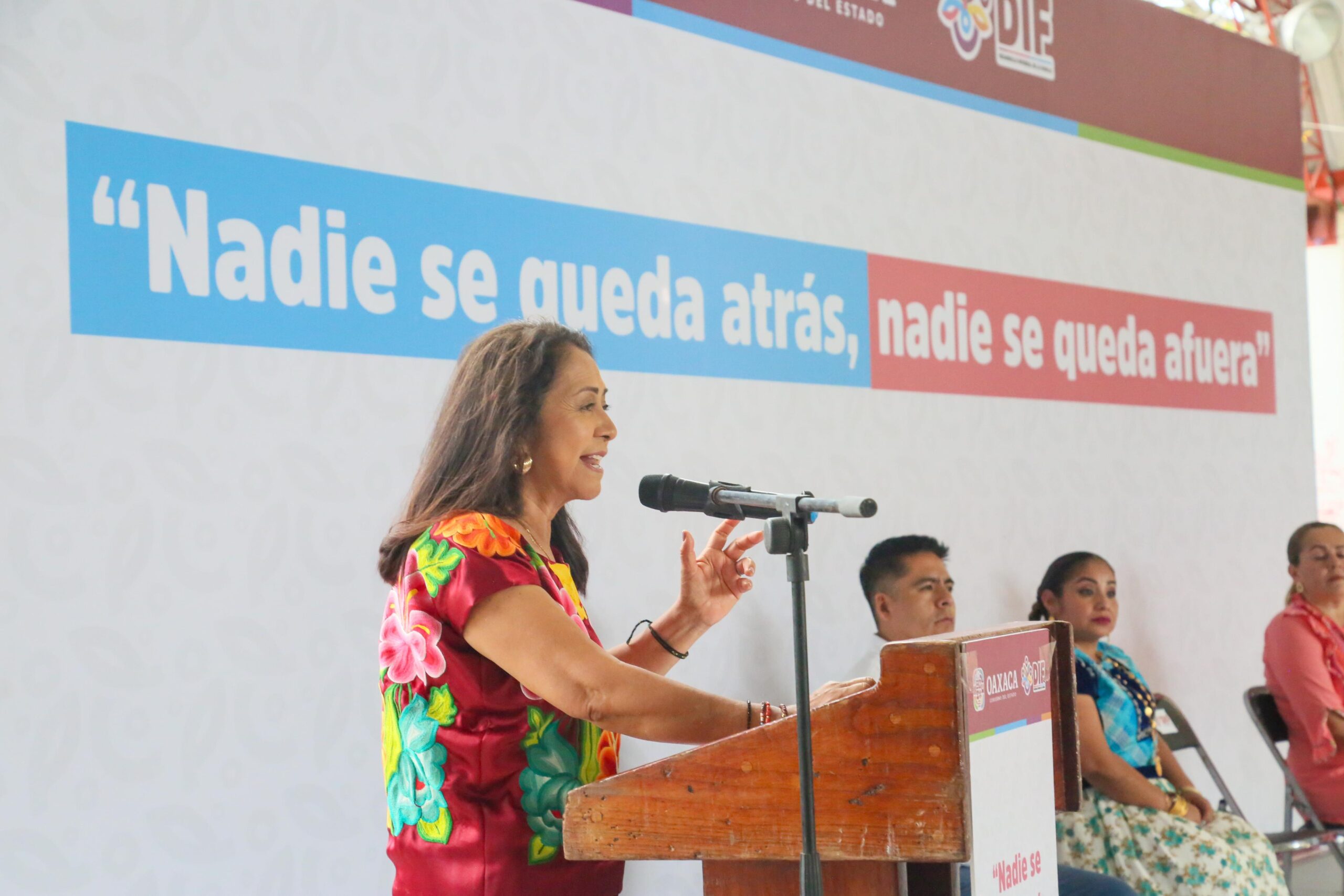 Llegan sin intermediarios los apoyos del DIF a habitantes de cuatro municipios del Istmo