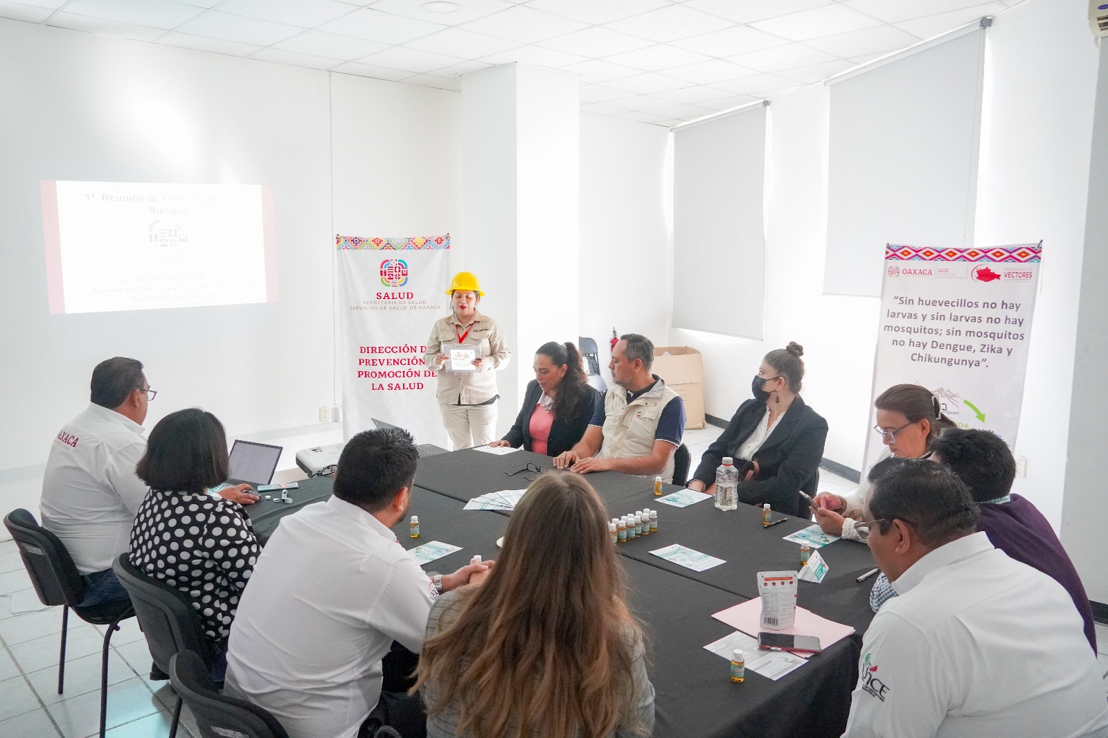 Estrecha SSO lazos con Sedeco, cámaras de comercio y asociaciones empresariales para combatir el dengue