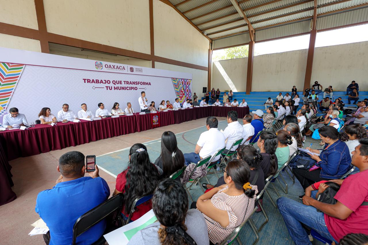Gobierno de Oaxaca resarce el daño histórico de Santo Tomás Jalieza