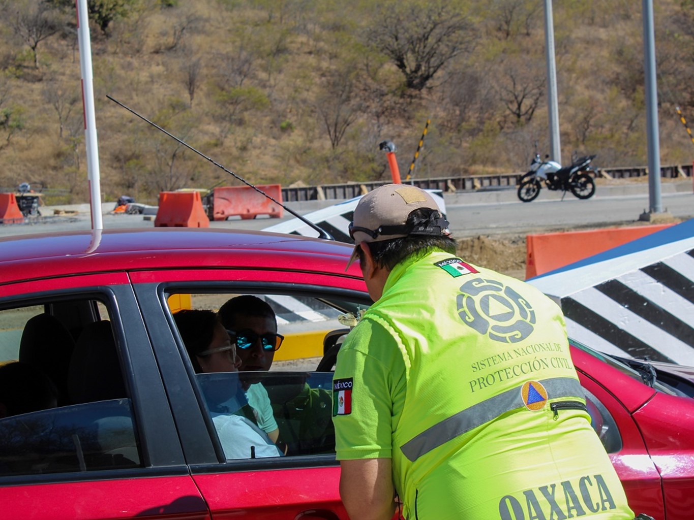 Suma Protección Civil acciones en operativo Autopista Segura Oaxaca-Puerto Escondido