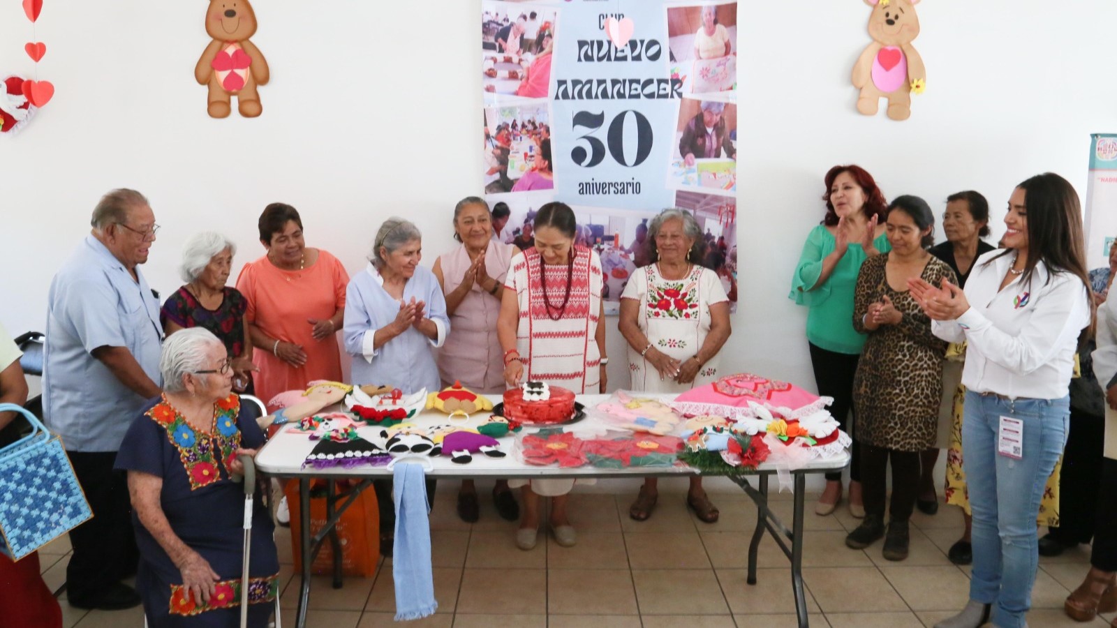 Equipa DIF Oaxaca CAIC 7 y Club del Adulto Mayor