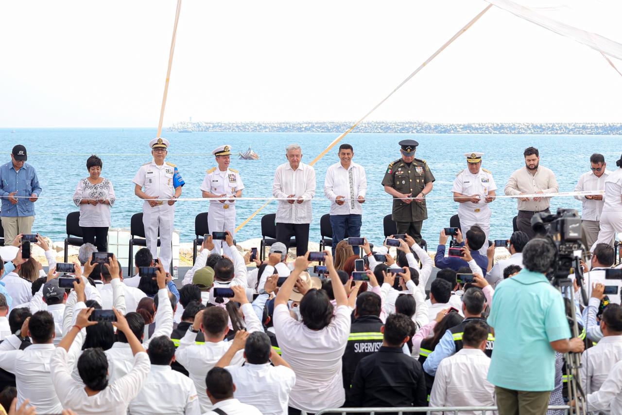 Rompeolas de Salina Cruz, la infraestructura marítima de mayor relevancia en América Latina: Salomón Jara