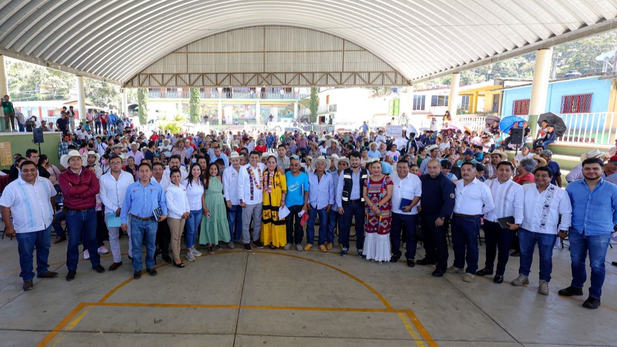 Gobierno del Estado trabaja para el bienestar de San Pedro Teutila