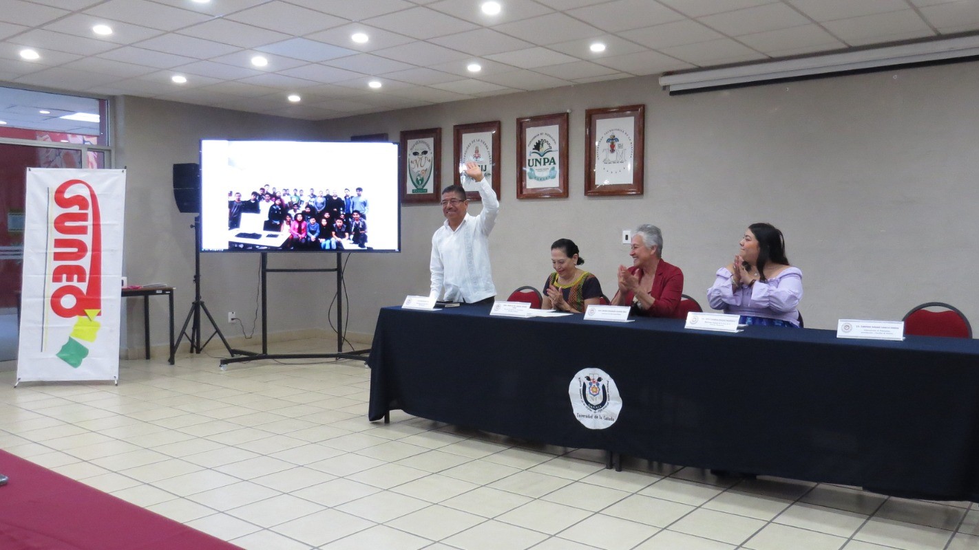 A través de foros, promueve Suneo la preservación de las lenguas maternas