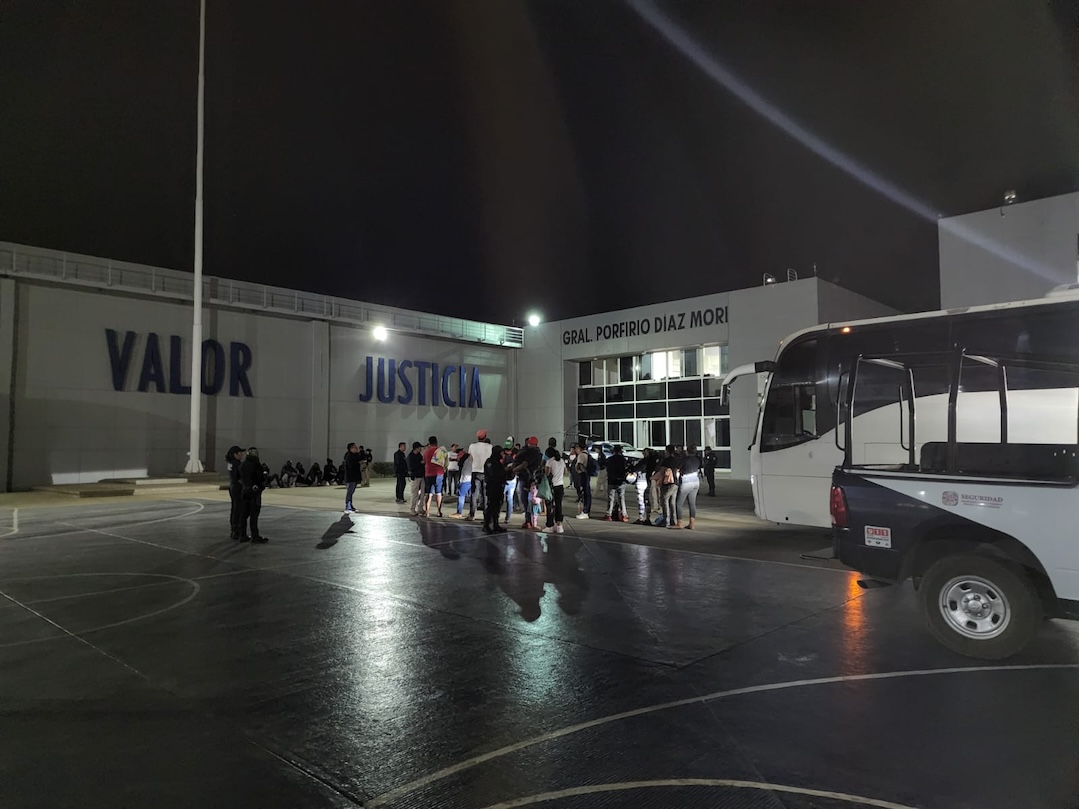 Asegura SSPC a 33 personas en situación migratoria irregular