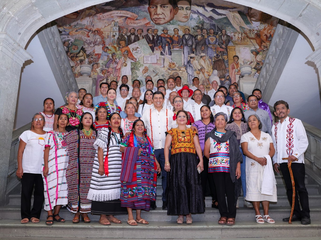 Presentan a las personas consejeras Interculturales que evaluarán a las delegaciones de la Guelaguetza 2024