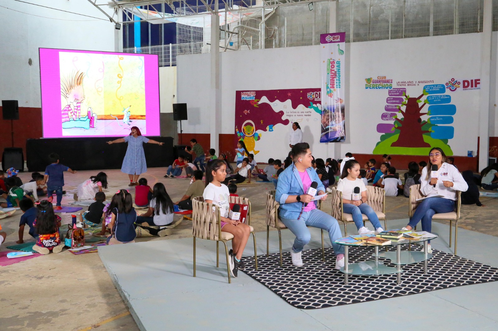 Disfruta la niñez de 55 municipios de Oaxaca, un viernes de lectura de manera virtual