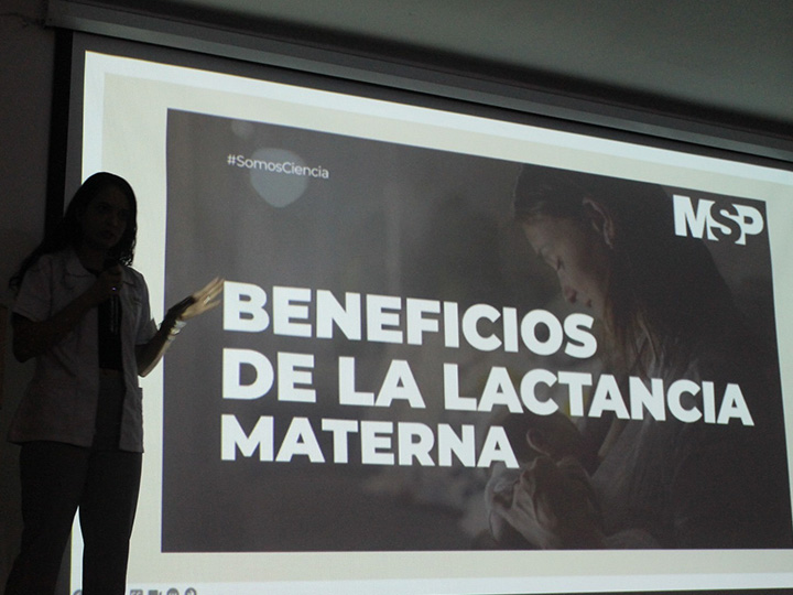 Personal de salud se capacita para fomentar una lactancia exitosa