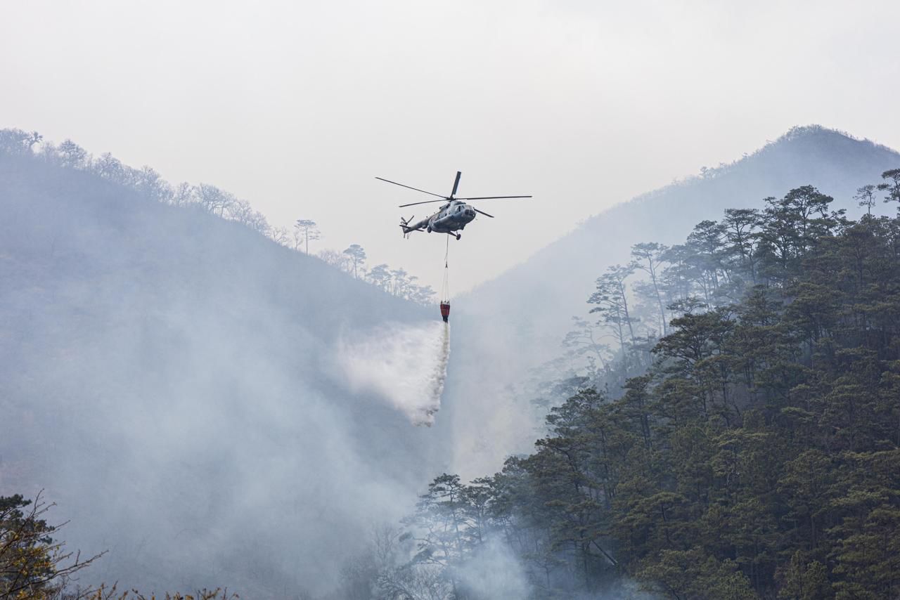 Continúan trabajos de combate terrestres y aéreos en incendios de los Chimalapas