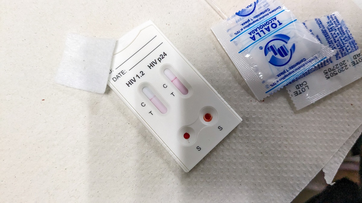 Instalan punto de detección de VIH, hepatitis y sífilis para funcionariado de Ciudad Administrativa