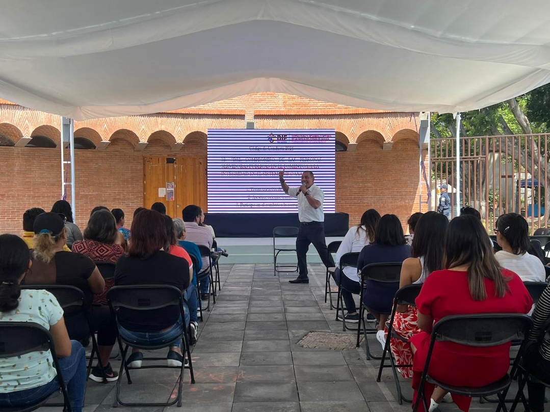 Personal del DIF Oaxaca actualiza conocimientos en atención a la ciudadanía