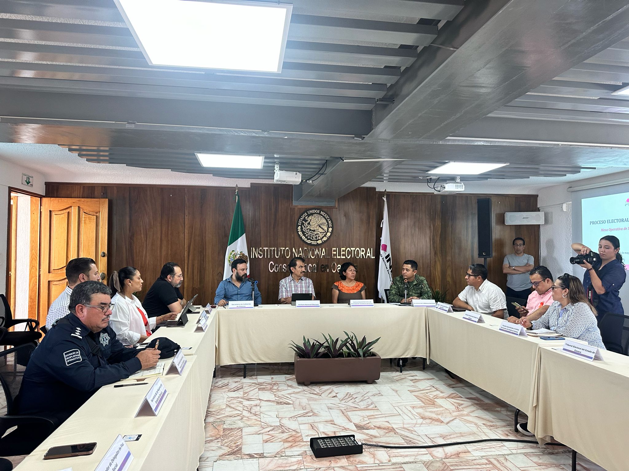 Invita Gobierno de Oaxaca a órganos electorales proponer a partidos políticos suscribir un pacto de civilidad