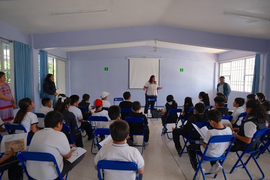 “Soldadito de Plomo” llega a escolares de primaria para fomentar la lectura y la imaginación