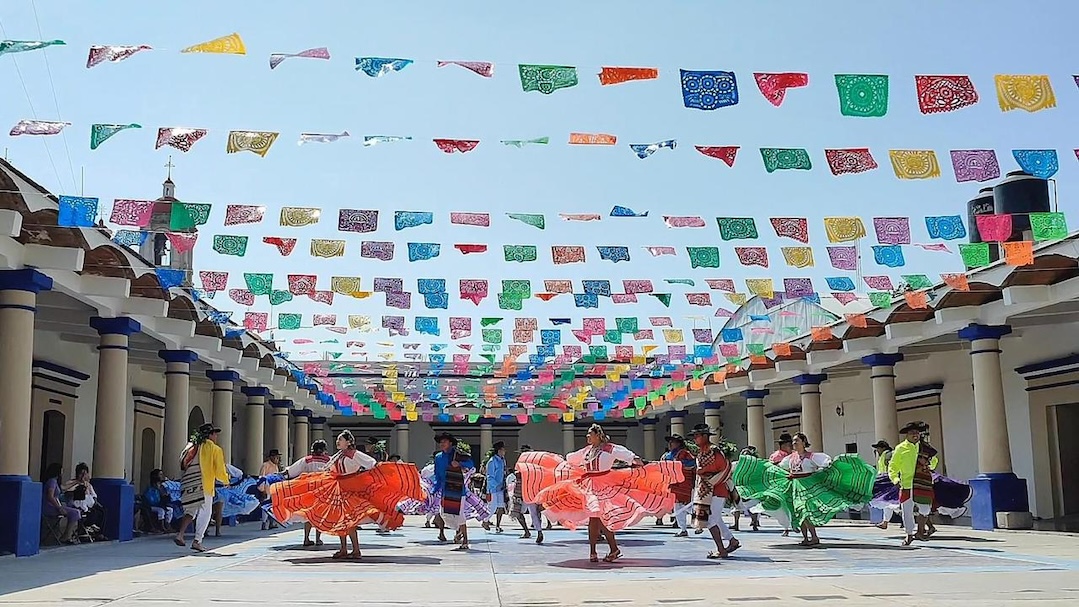Comité Organizador de la Guelaguetza 2024 anunció a las delegaciones que participarán en los Lunes del Cerro