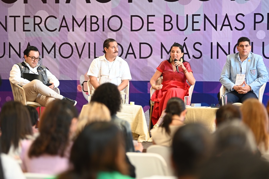 Intercambia Semovi experiencias en materia de transporte público