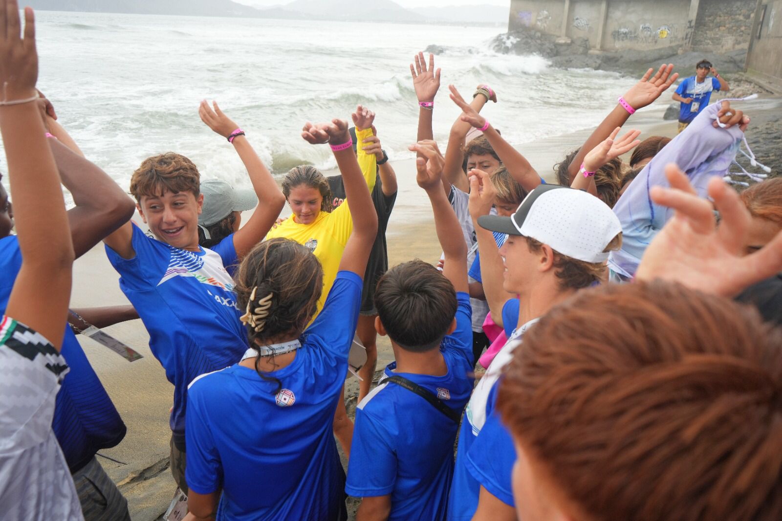 Surfistas oaxaqueños se cuelgan 22 medallas en Conade 2024