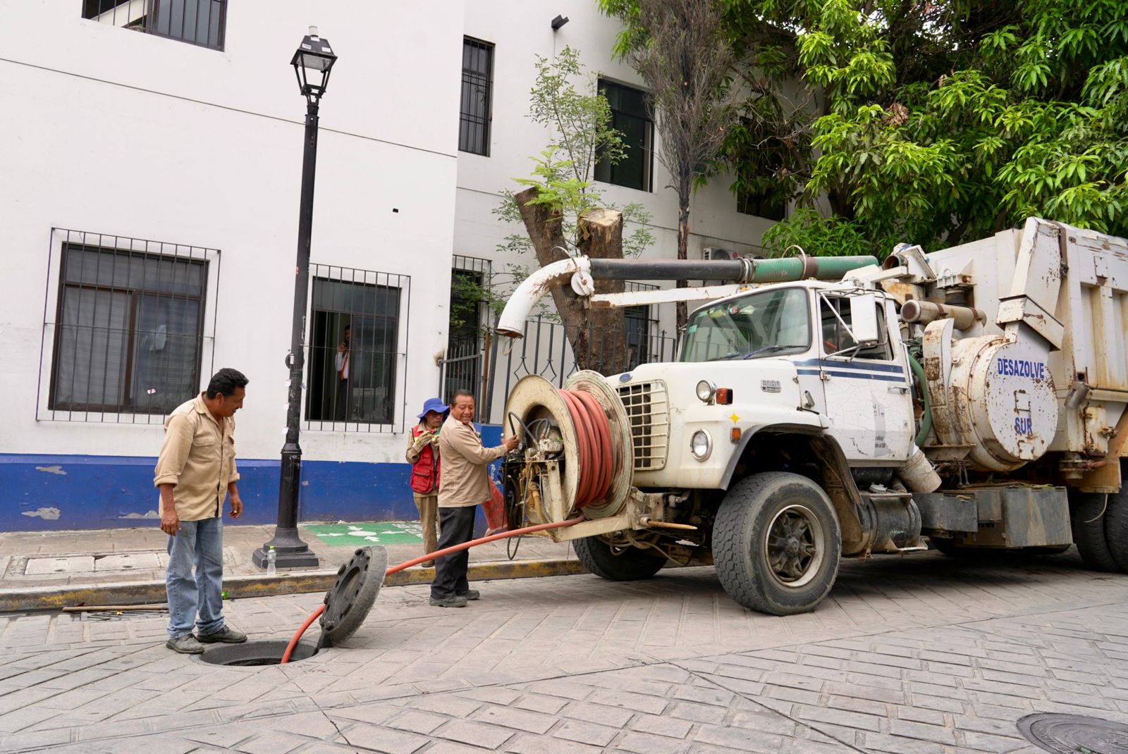 Continúa Soapa con desazolves preventivos de alcantarillas por ocurrencia de lluvias