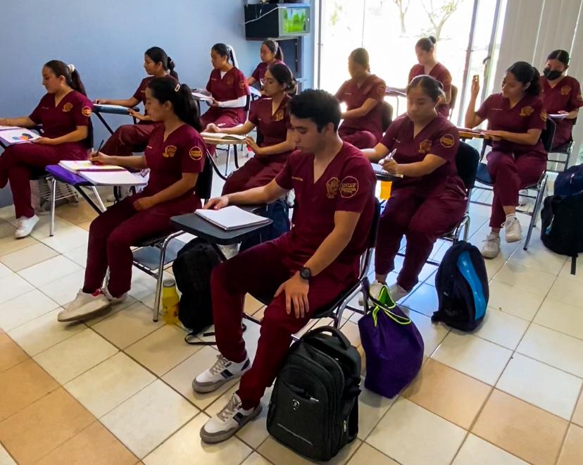 Difunde CREE convocatoria para la Licenciatura en Terapia Física 2024