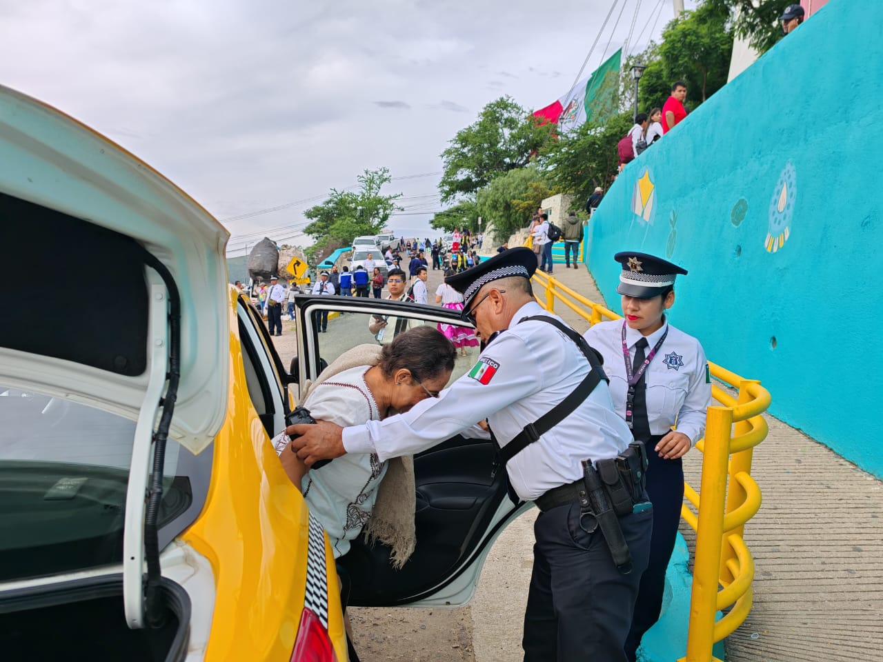 Otorgó Policía Vial Estatal 4 mil 414 ayudas ciudadanas en Julio, Mes de la Guelaguetza