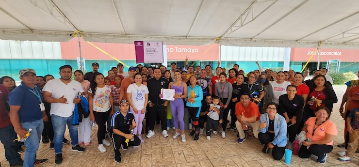 Administración realiza activación física por la Semana Mundial de la Lactancia Materna