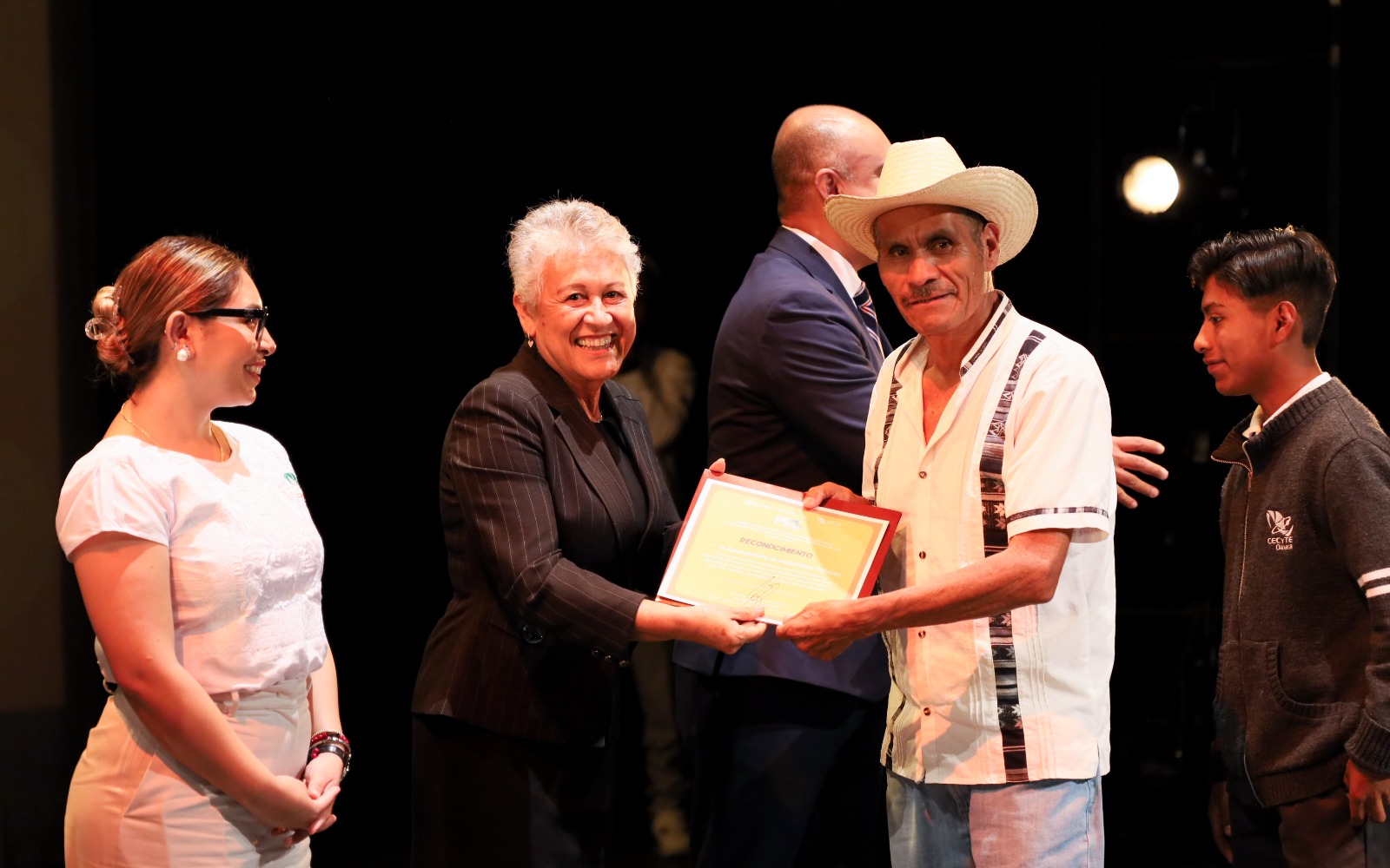 Realiza CECyTEO Primer Foro Estatal de Proyectos Escolares Comunitarios