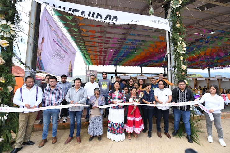 Júbilo y hermandad se vive en la gran fiesta de los pueblos hermanos de la Sierra Sur, la Guelaguetza Ní Wan do’o