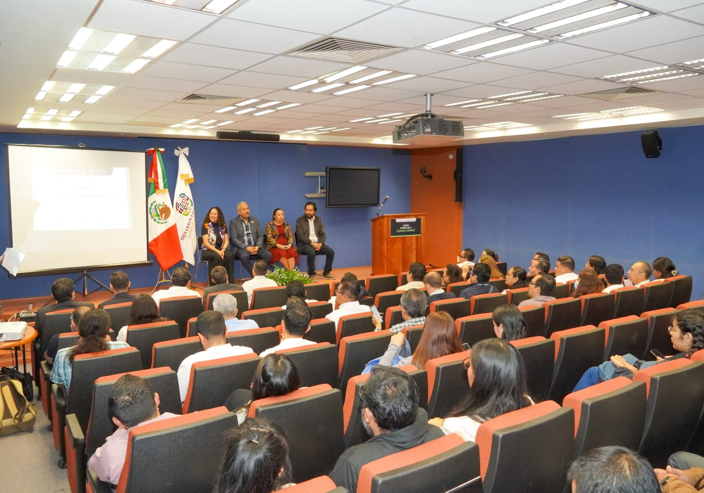 Analizan Sedeco y UABJO propuestas para impulsar inversiones en Oaxaca