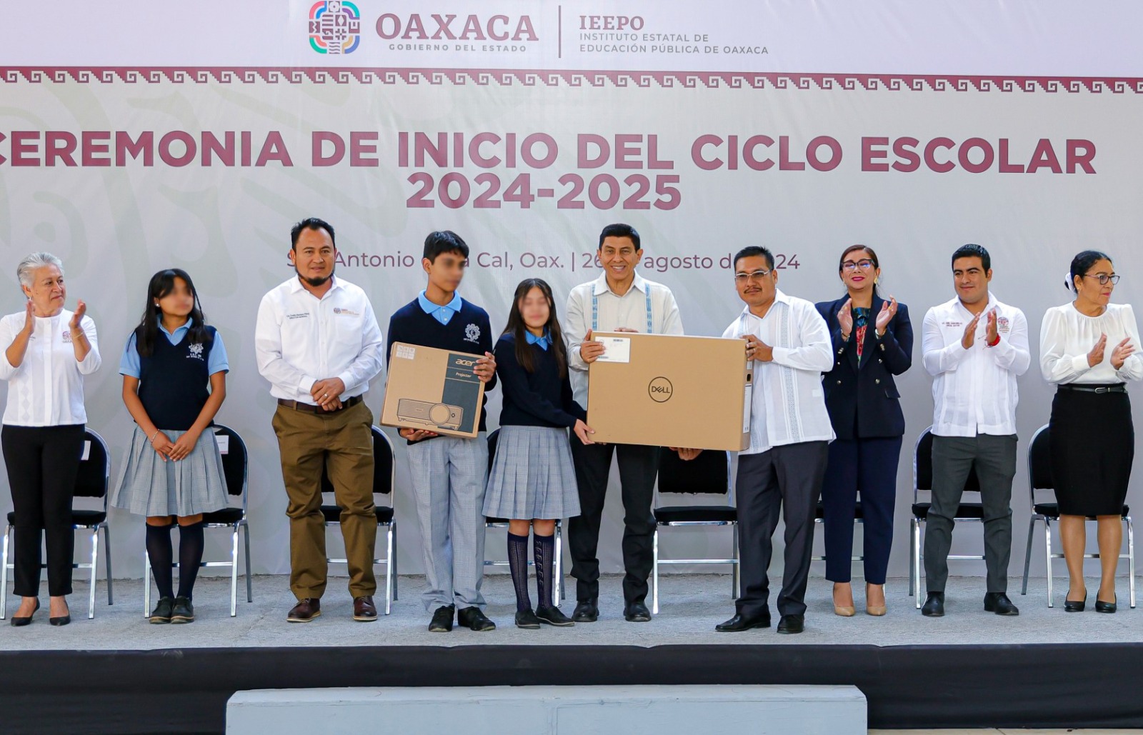 “Educar es transformar”: Salomón Jara Cruz, durante inicio del ciclo escolar 2024-2025