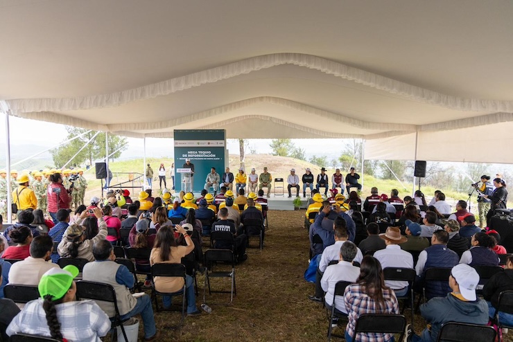 Participa Sego en segunda etapa del Mega Tequio de Reforestación en Polígono de Monte Albán
