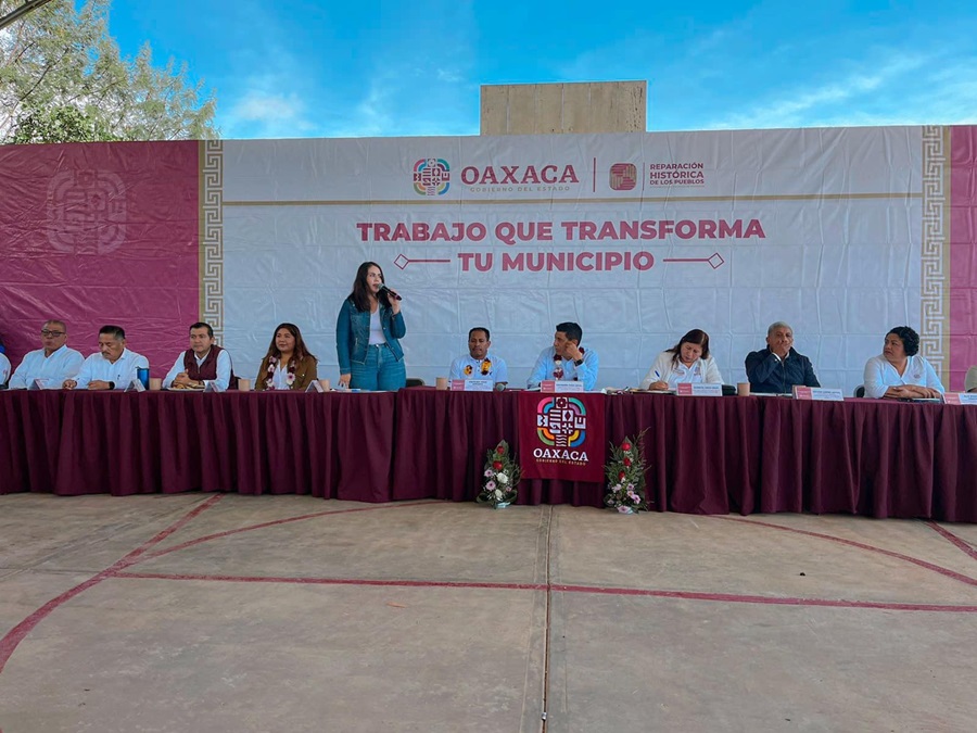 Sebienti impulsa programas a favor de la población oaxaqueña en la Mixteca