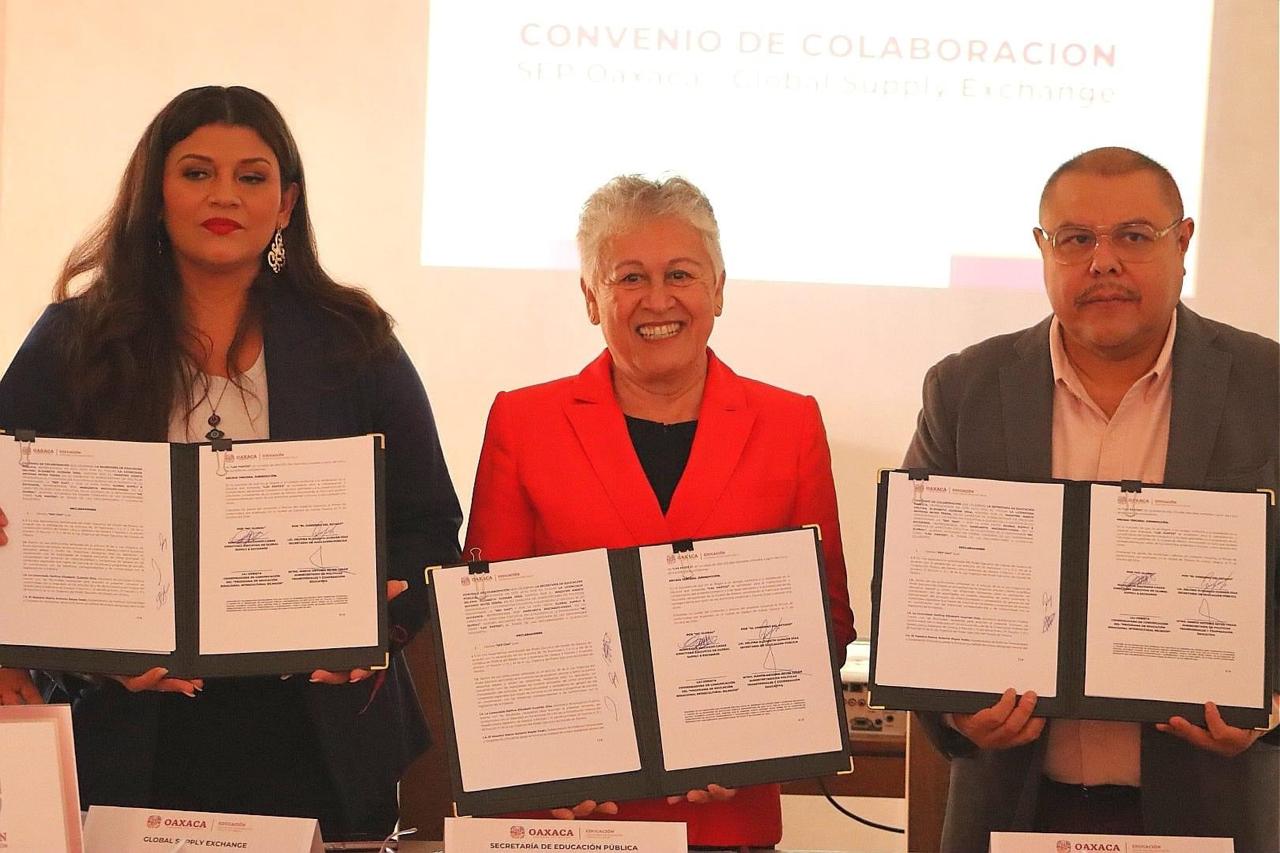 Fortalecen educación binacional bilingüe y desarrollo profesional de Oaxaca