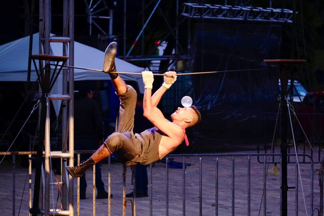 La identidad circense de Oaxaca sorprende en el Cervantino