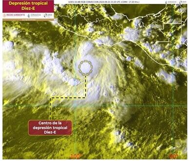 Depresión Tropical Diez-E se mantiene estacionaria frente a las costas de Oaxaca