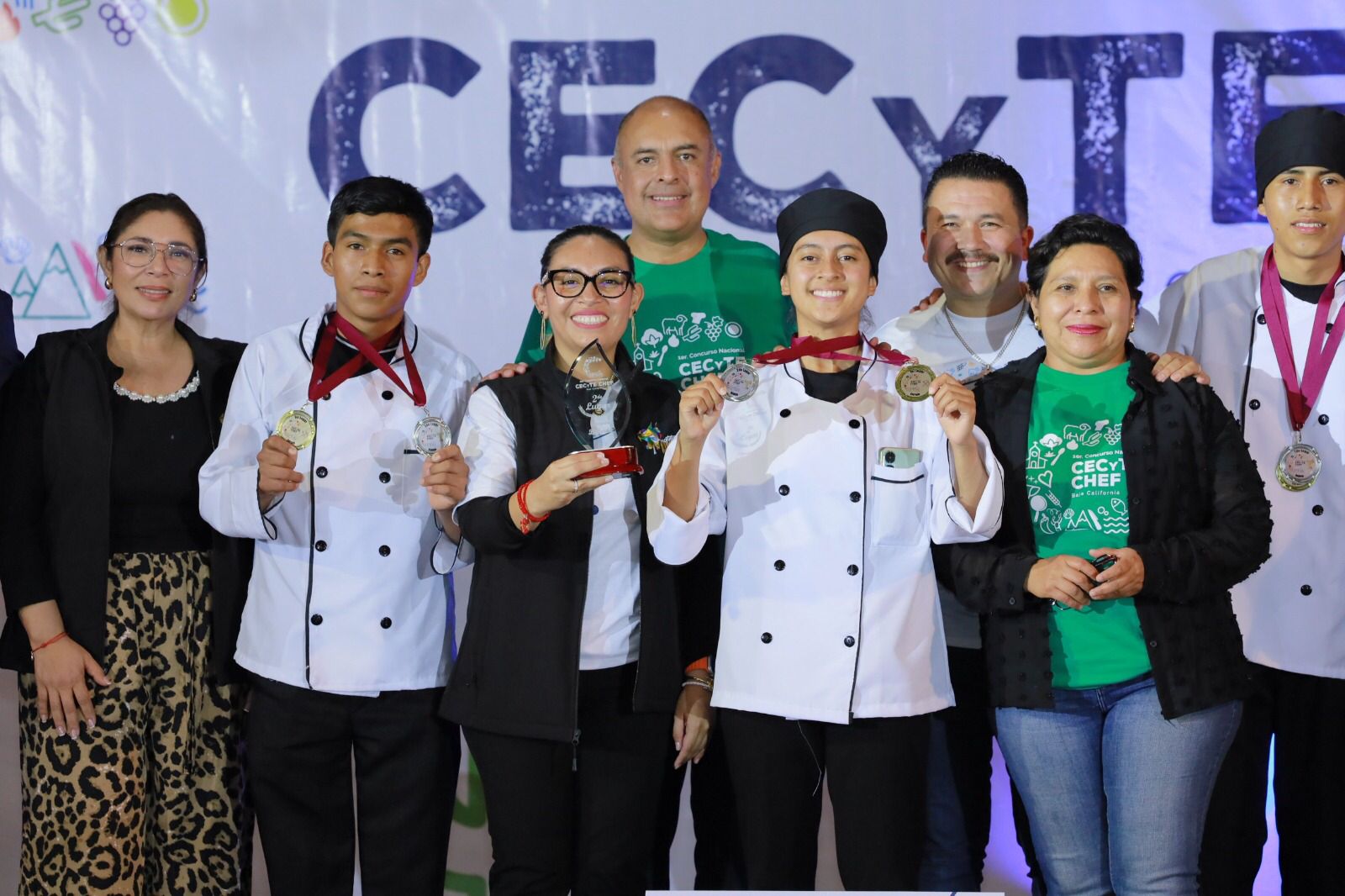 Brillante participación de Oaxaca en el Primer Concurso Nacional CECyTE Chef en Baja California