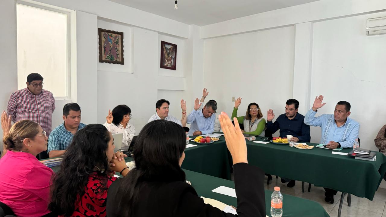 Toma protesta Efrén Emmanuel Jarquín González como presidente del Comité de Control Interno de SSO