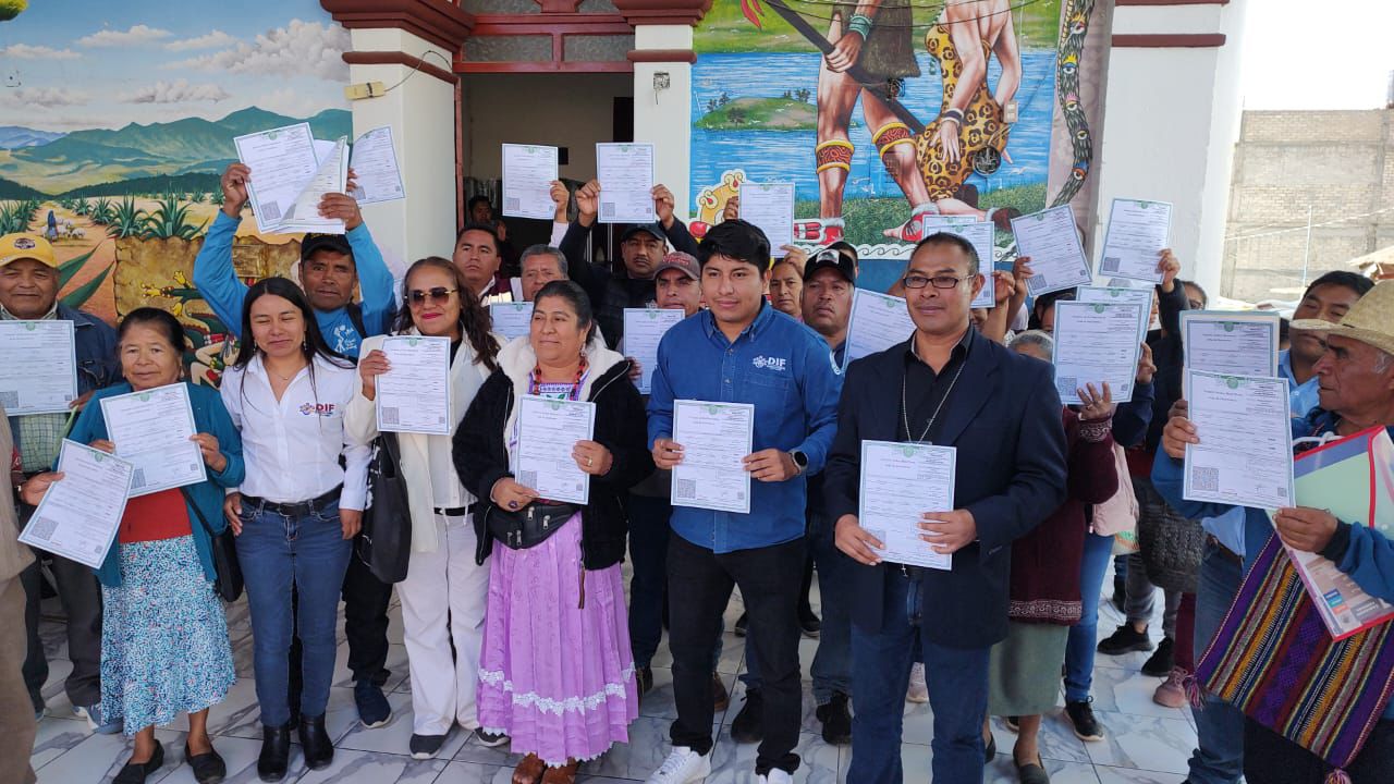 Continúa atención de habitantes de la Mixteca a través de la Caravana de Unidades de Cuidados DIF