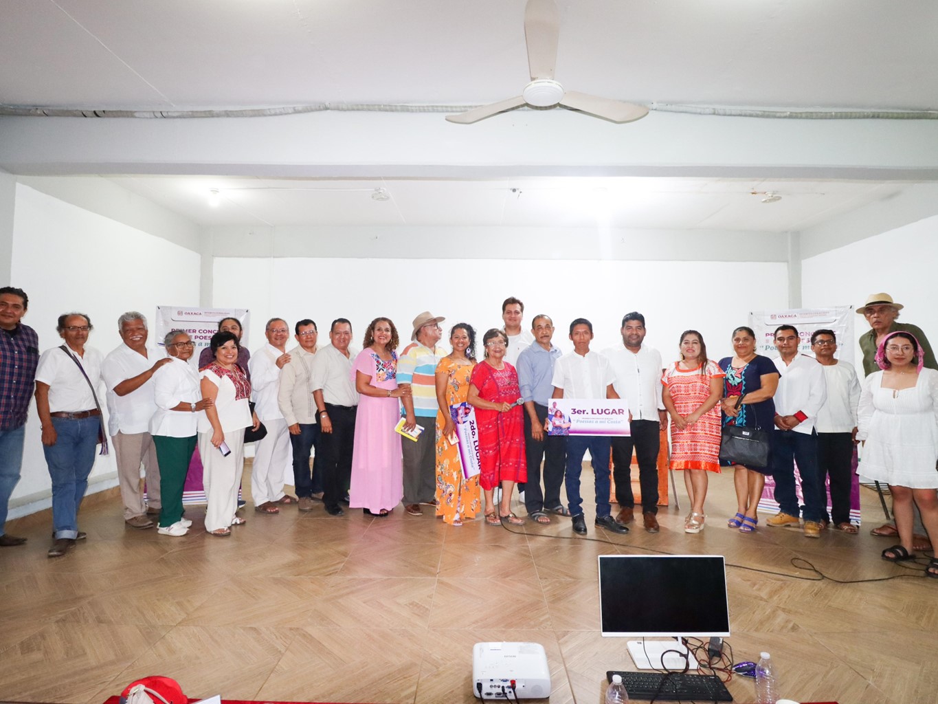 Premia SIPCIA a ganadores de concursos en el marco de Fiestas de Noviembre 2024