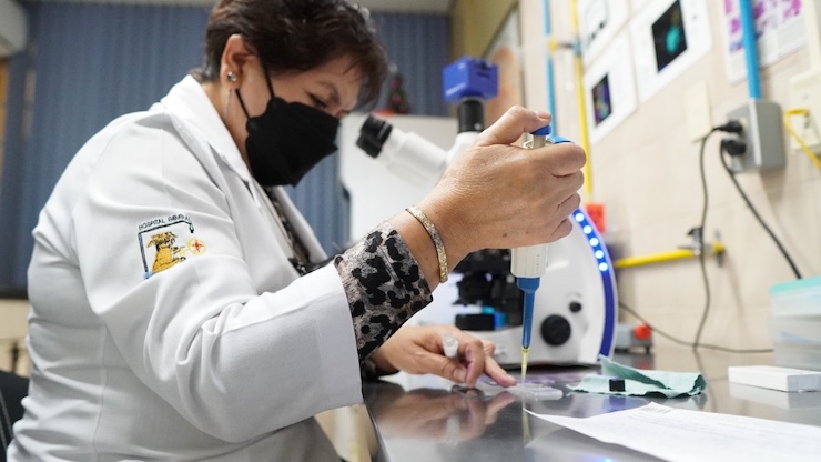 Reconoce SSO el compromiso de las y los químicos