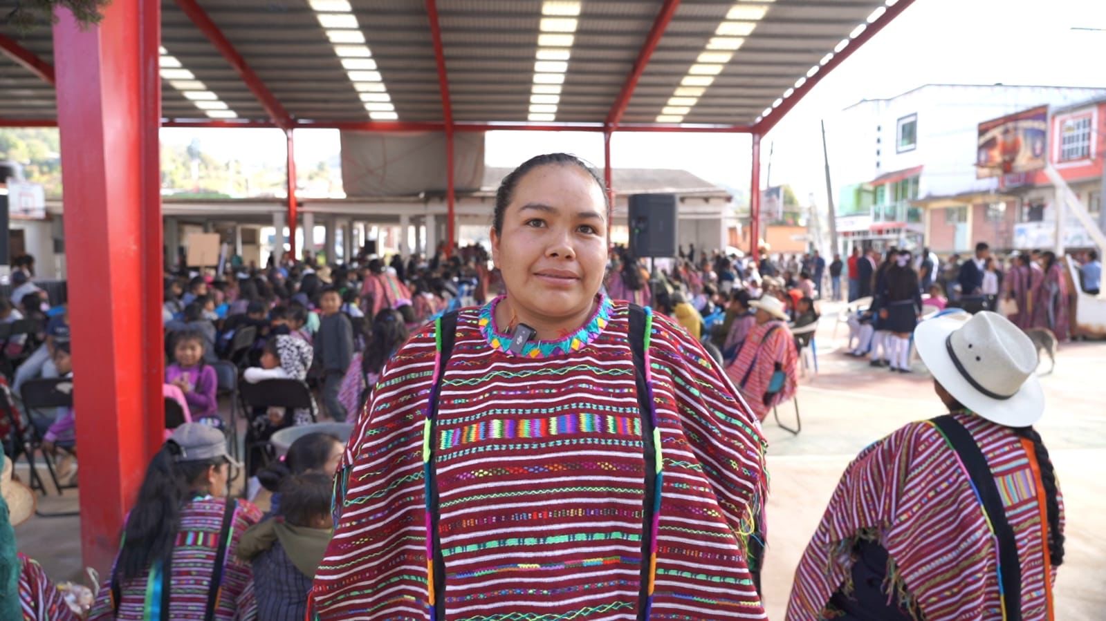 Expresan jefas de familia de San Andrés Chicahuaxtla beneficios de la Tarjeta Margarita Maza