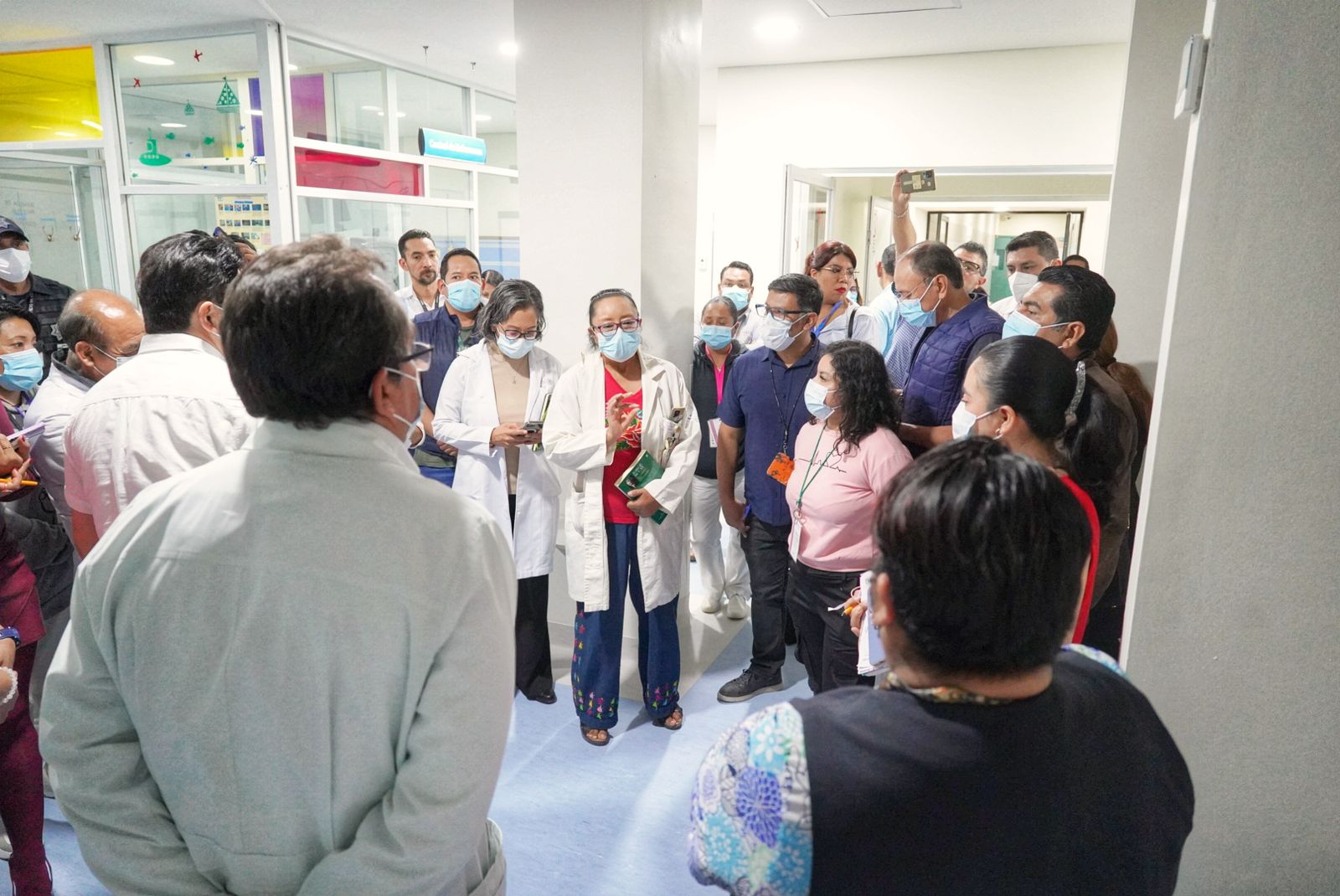 Supervisan avances en la rehabilitación del Hospital de la Niñez Oaxaqueña