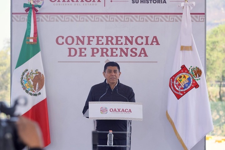 Rescata Gobierno de Oaxaca ríos Salado y Atoyac con obras de desazolve, limpieza y saneamiento