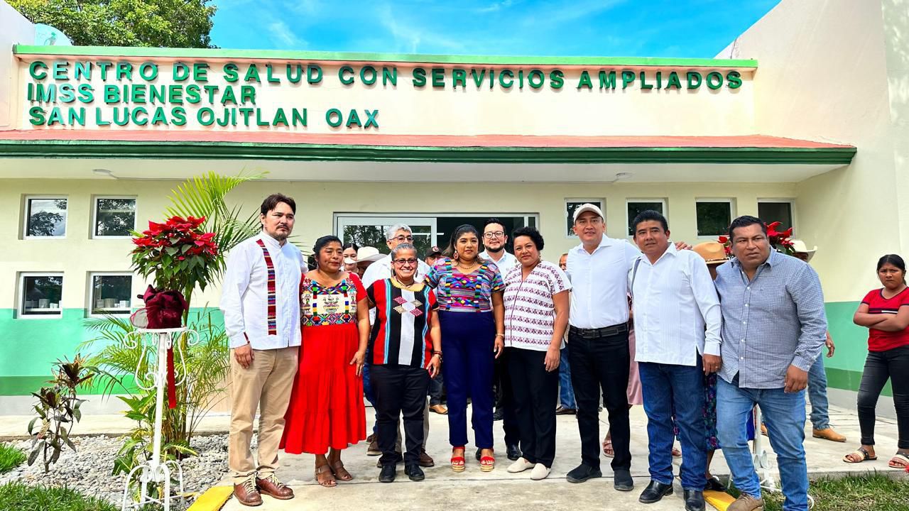 Con inversión histórica en salud, inauguran rehabilitación del CESSA de San Lucas Ojitlán