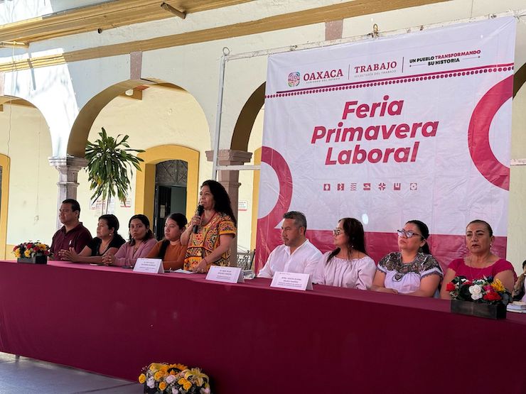 Realiza Setrao Feria Primavera Laboral en Tlacolula de Matamoros