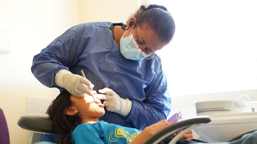 Reconoce SSO compromiso de las y los odontólogos en Oaxaca