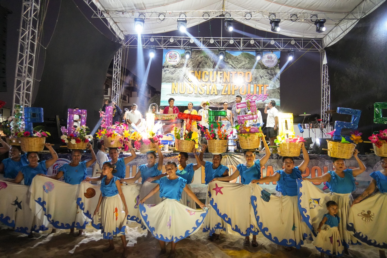 Inició el Encuentro Nudista Zipolite 2025 en la Costa Oaxaqueña