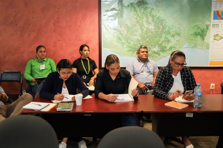 Capacitan a mandos medios y superiores de Gobierno de Oaxaca en liderazgo con perspectiva de género