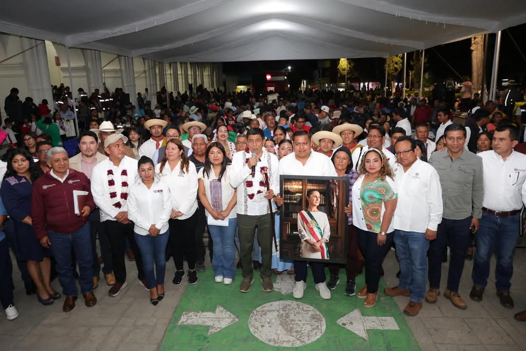 Gobierno de Salomón Jara impulsa la educación de Asunción Nochixtlán