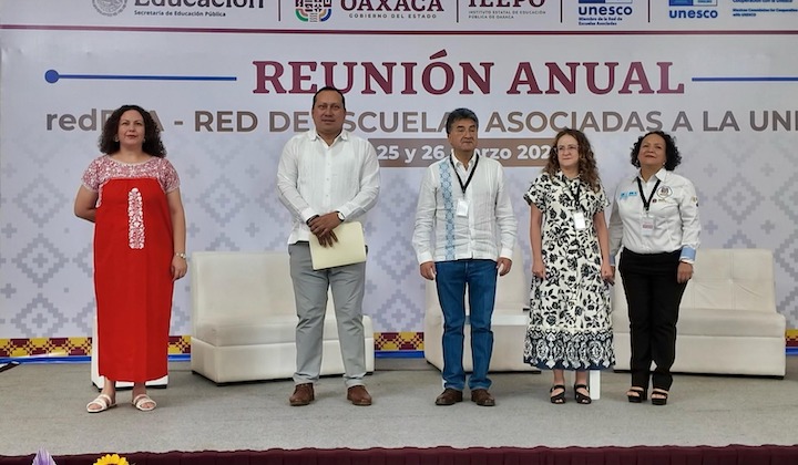 Oaxaca se consolida como referente de buenas prácticas educativas con programas estatales
